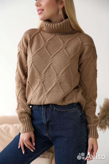 Удлинённый свитер новый, универсальный размер