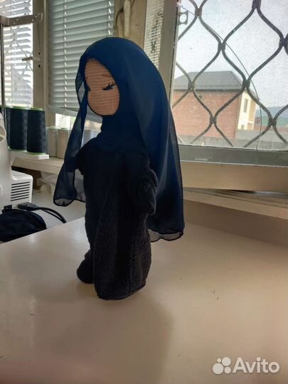 Кукла вязанная