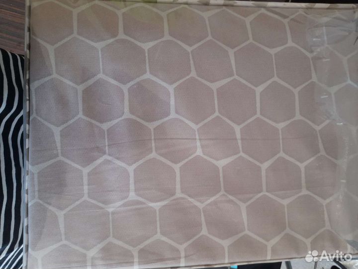 Постельное белье 1.5 новое