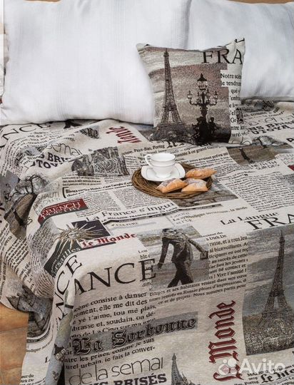 Покрывало на кровать гобеленовое