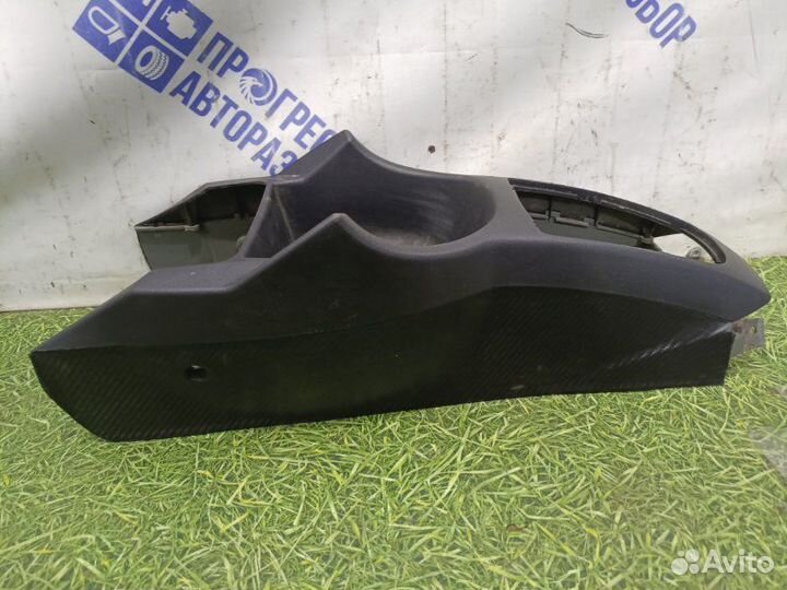 Консоль между сидений Chevrolet Lacetti хэтчбек