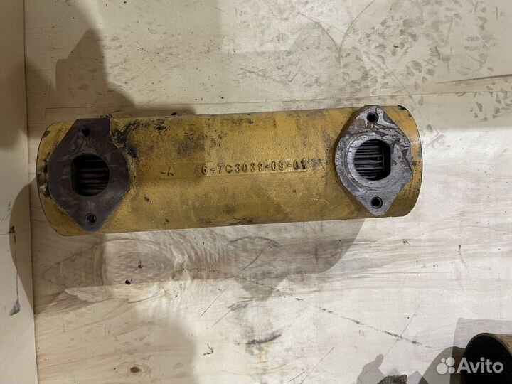 Радиатор масляный б/у 7C3039