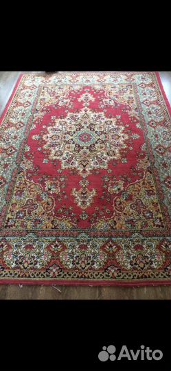 Ковер шерстяной