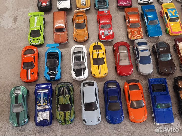Hot wheels машинки