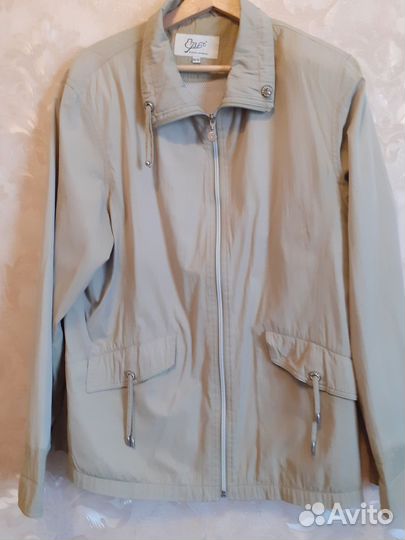 Пальто, куртки, сапоги женские