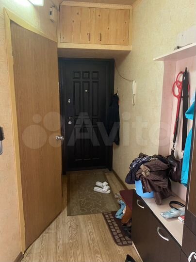 3-к. квартира, 56 м², 1/9 эт.