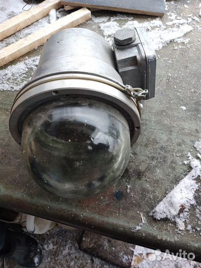 Светильник