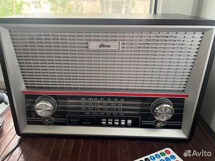 Радиоприемник Ritmix RPR-102