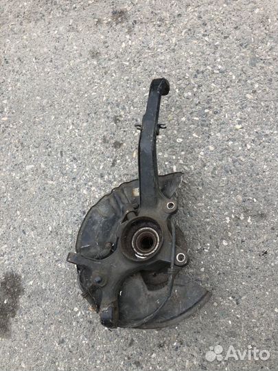 Поворотний кулак Цапфа на мерседес Е210 4 матик кв