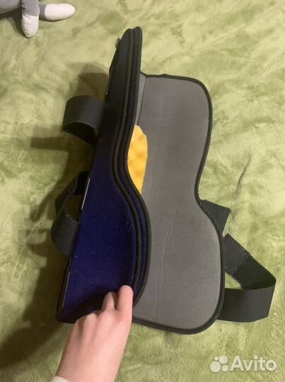 Коленный ортез