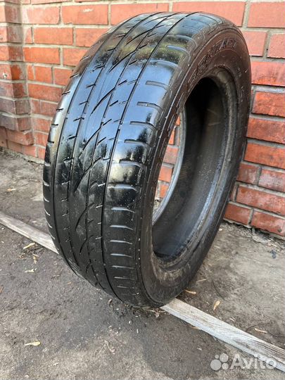 Continental CrossContact UHP E 225/55 R18