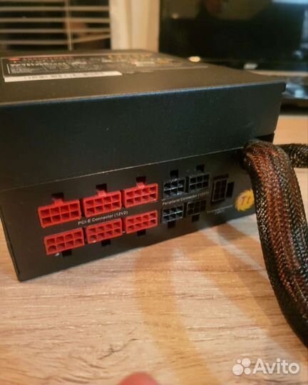 Блок питания thermaltake toughpower XT gold 1275w