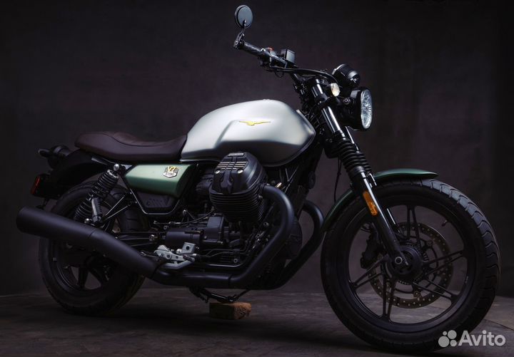 Moto Guzzi V7 Stone 2022 г. 640 км. пробег / В СПБ