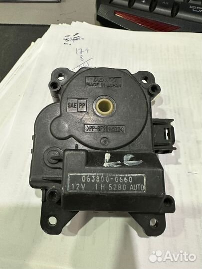 Мотор заслонки отопителя салона toyota prado