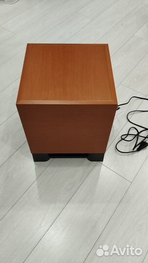 Активный сабвуфер yamaha YST -SW011