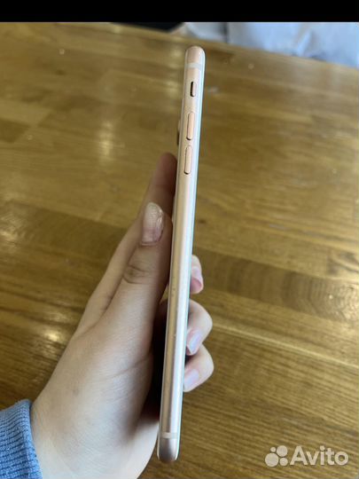 iPhone 8 Plus, 64 ГБ