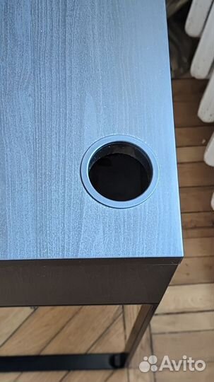 Компьютерный столик IKEA