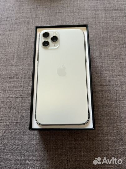 iPhone 11 Pro, 64 ГБ