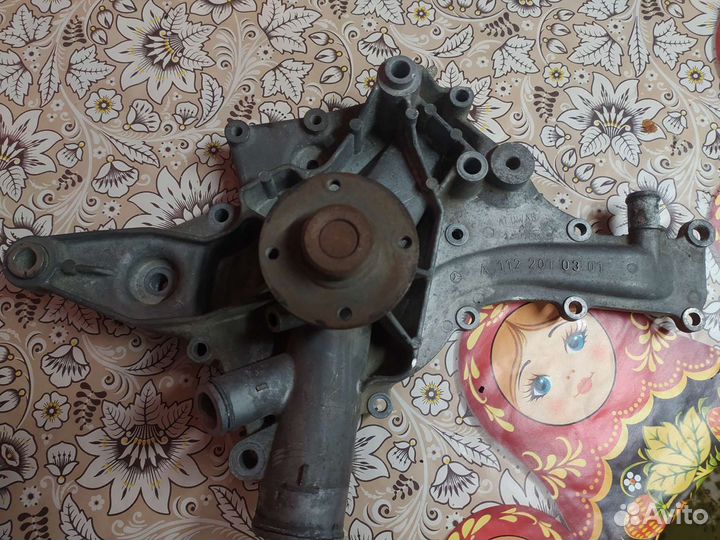 Помпа двигателя Mersedes