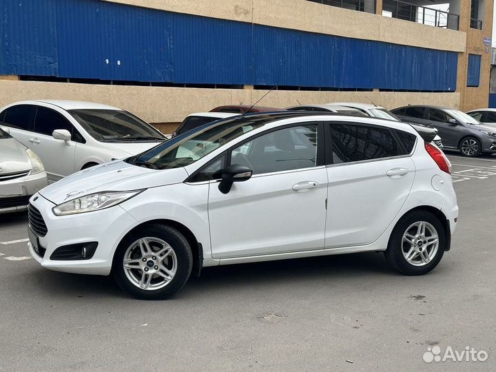 Ford Fiesta 1.6 AMT, 2015, 134 000 км