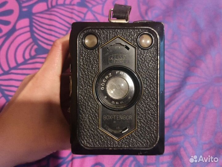 Коробочный фотоаппарат «Zeiss Ikon Box
