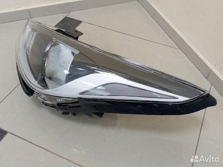 Фара левая Hyundai Solaris HCR 2017-2019