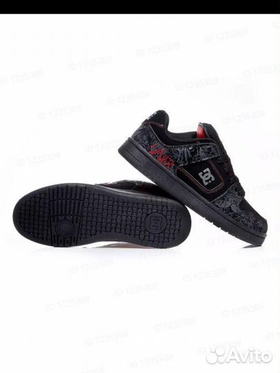 Кроссовки dc