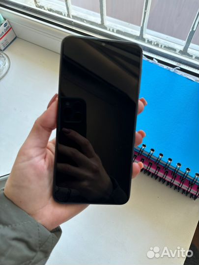 Samsung Galaxy A10, 2/32 ГБ