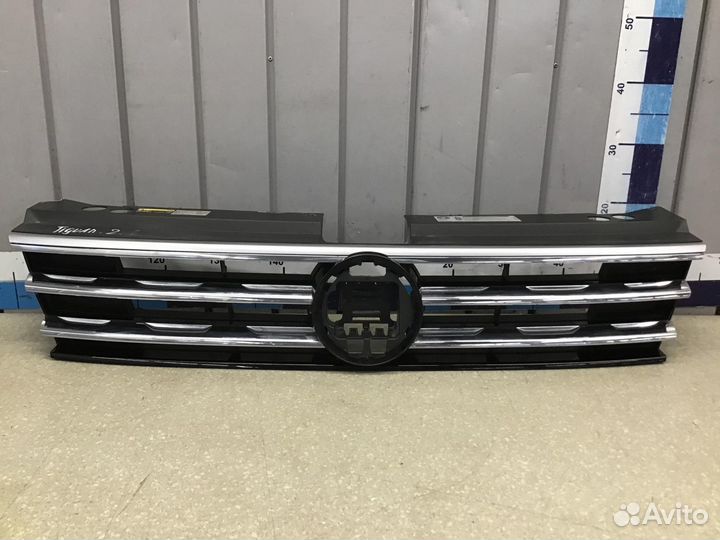 Решетка радиатора VW Tiguan 2017