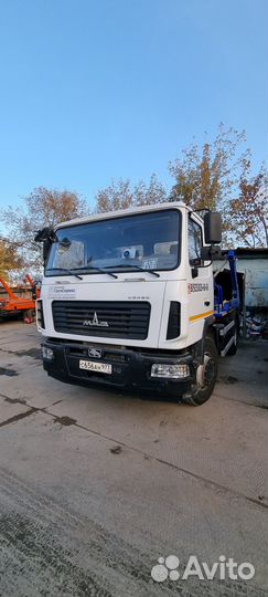 Водитель бункеровоза маз камаз мусоровоз