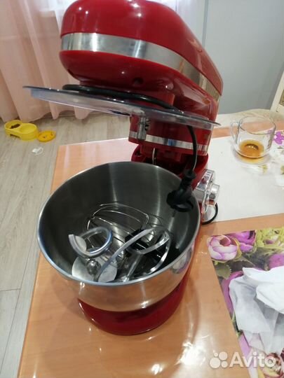 Миксер планетарный