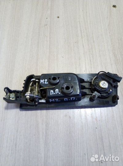 Ручка внутренняя передняя правая Brillianc M2