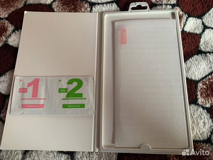 Защитные стекла на Huavei P10