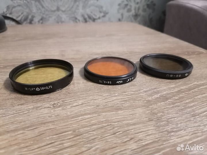 Бленды, светофильтры, крышки, вспышки