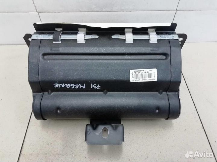 Подушка безопасности пассажирская (в торпедо) Mega