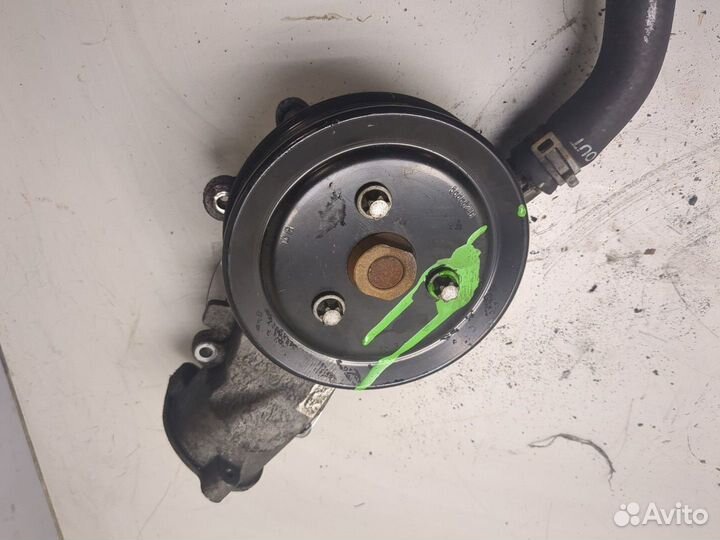 Насос водяной Chevrolet Aveo (T300) 2011, 2012