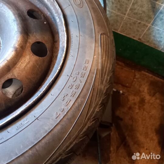 Kumho 954 225/65 R17