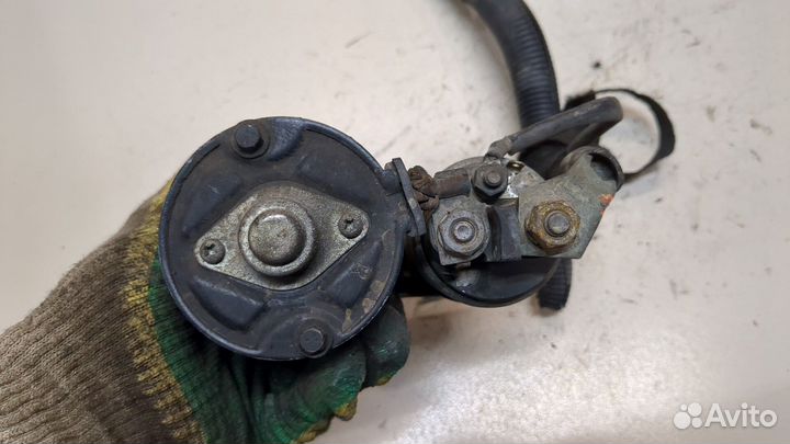 Стартер Nissan Almera Tino, 2003