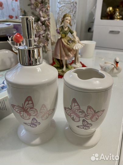 Набор для ванной комнаты. Набор д/педикюра