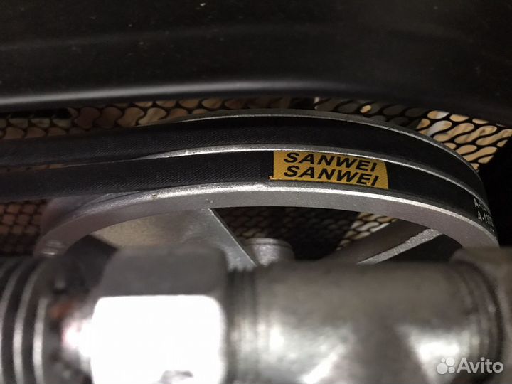 Воздушный компрессор 650 литров