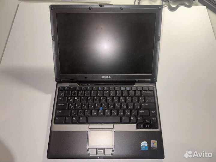 Ноутбук Dell Latitude D420