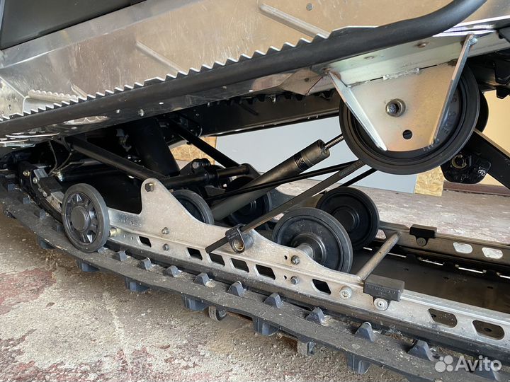 Снегоход brp skandic ski-doo 600 e-tec