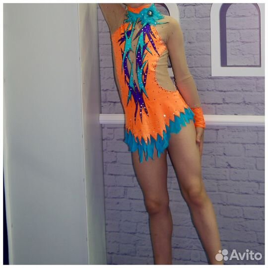 Купальник для хуложественной гимнастике