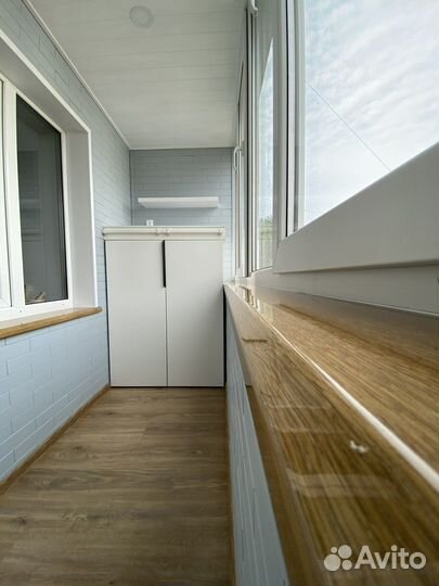 Остекление и отделка балконов под ключ