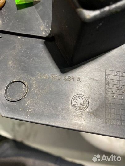 Обшивка салона Skoda Rapid cfna 2015