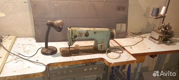 Швейная машина, оверлок