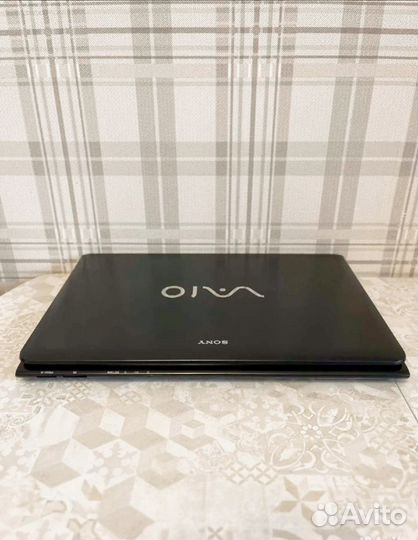 Большой Мощный Sony Vaio Core i5 8GB SSD 2GB
