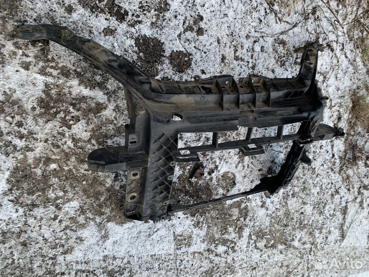 Панель передня Ford Fusion