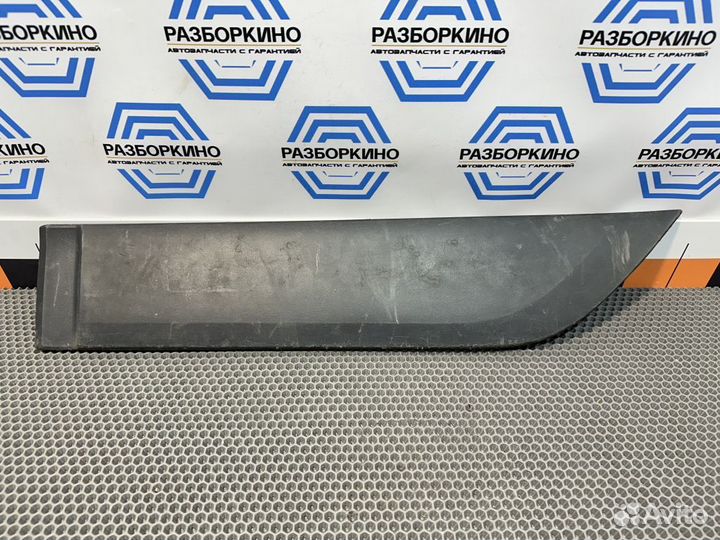 Накладка двери задней левой