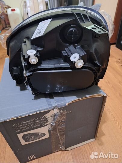 Фара правая на LADA Priora 1